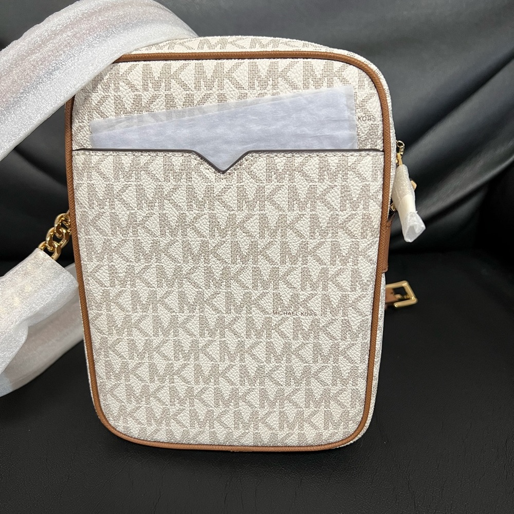 New MK Crossbody - Picture 2 of 8